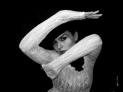 ��������